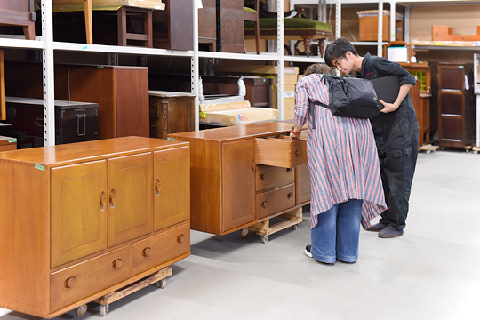 中古 家具 大型店