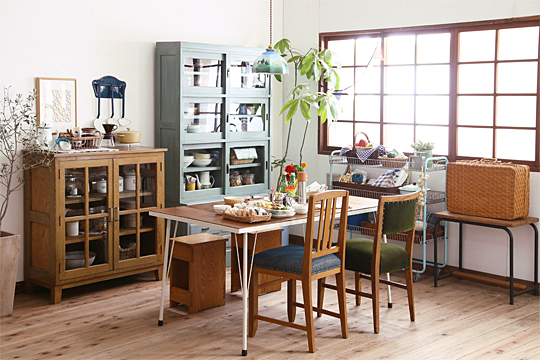 アンティーク家具 コーディネート